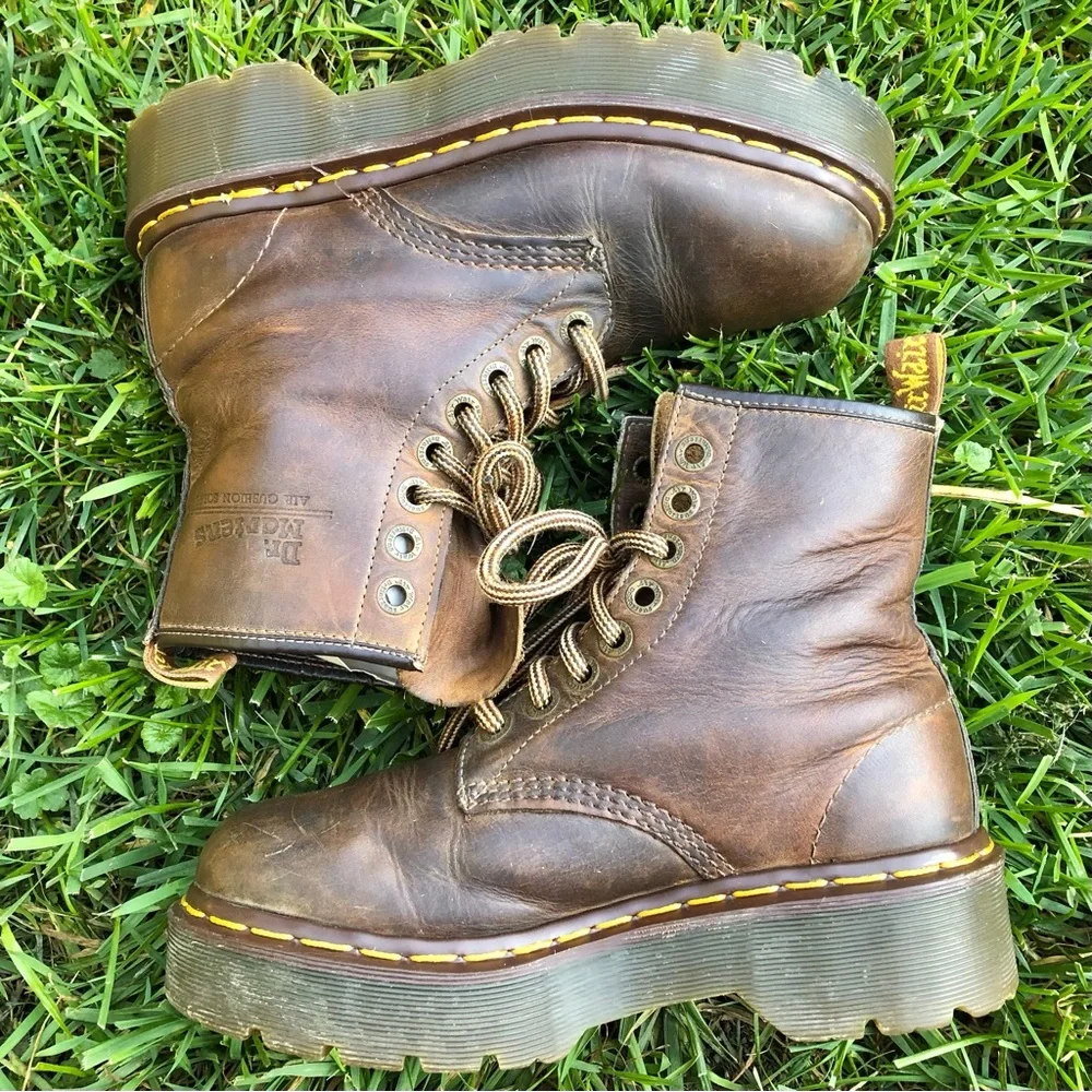 Rare Dr. Martens Brown Platform Boots - Picture 5 of 15